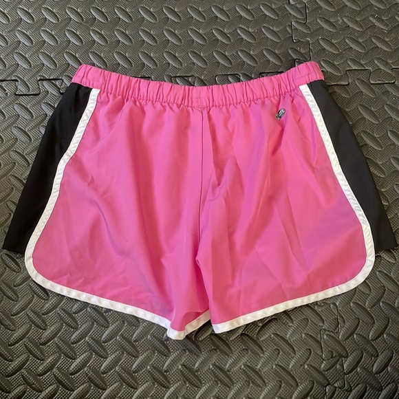 Adidas Running Short - Picture 2 of 2